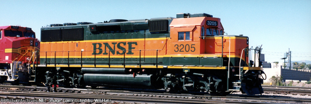 BNSF GP50 3205